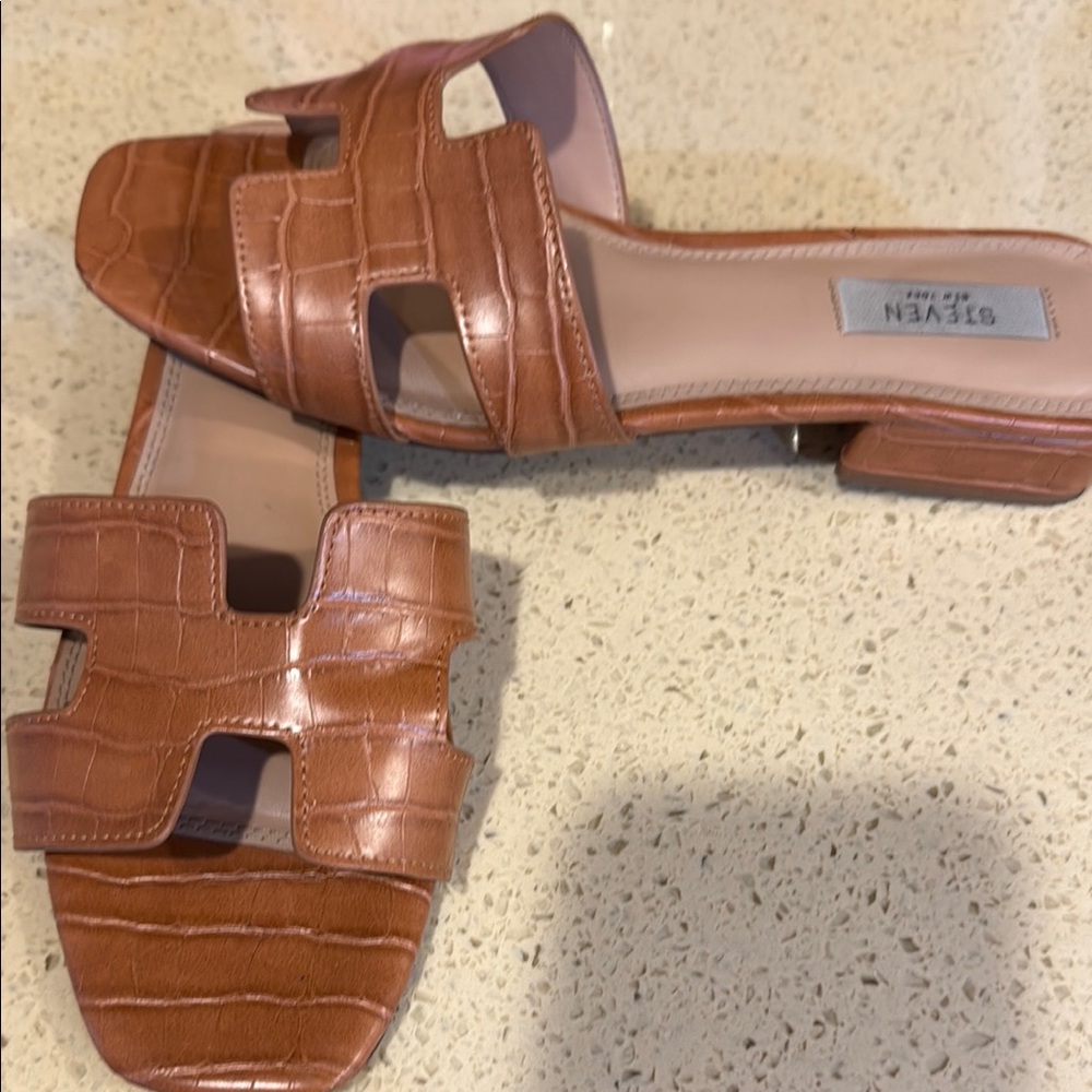 Steven By Steve Madden Brown Leather Slide Sandals pre loved